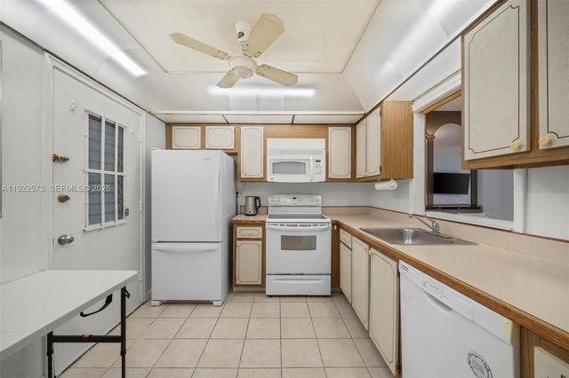 3551 NE 169th Street 212, North Miami Beach, FL 33160