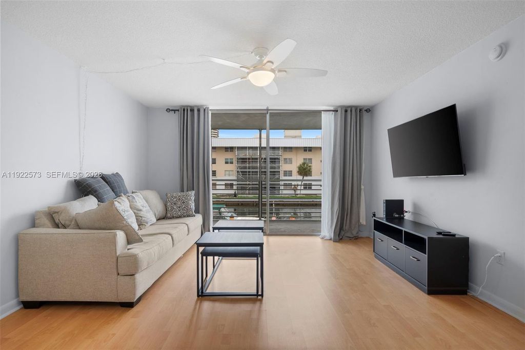 3551 NE 169th Street 212, North Miami Beach, FL 33160