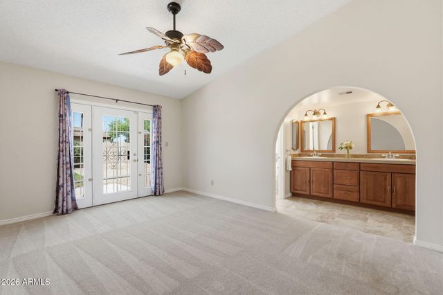3102 W WALTANN Lane, Phoenix, AZ 85053