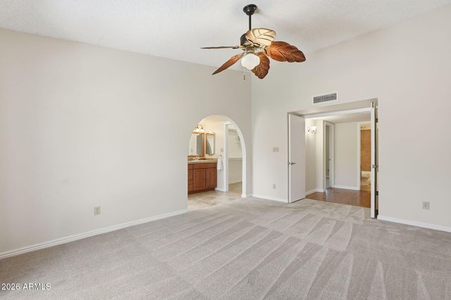 3102 W WALTANN Lane, Phoenix, AZ 85053
