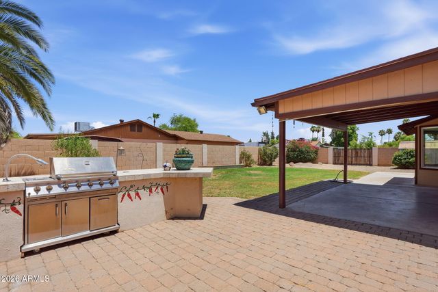 3102 W WALTANN Lane, Phoenix, AZ 85053