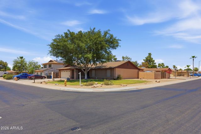 3102 W WALTANN Lane, Phoenix, AZ 85053