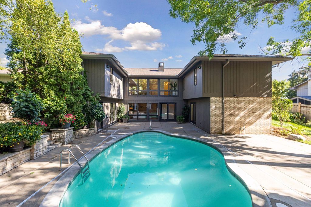 5708 Camelback Drive, Edina, MN 55436 — photo 2