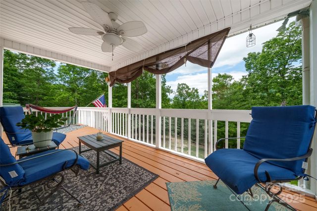 186 Hawks Point Drive, Zirconia, NC 28790