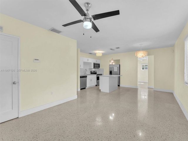 6520 SW 63rd Ct, South Miami, FL 33143