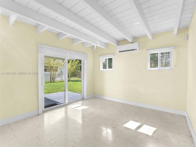 6520 SW 63rd Ct, South Miami, FL 33143