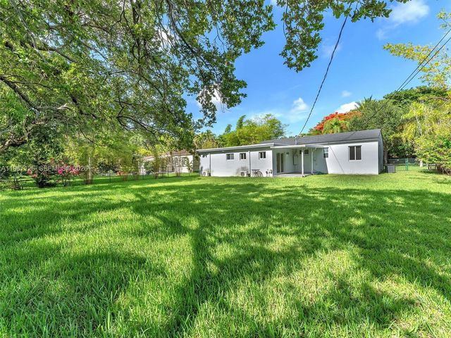 6520 SW 63rd Ct, South Miami, FL 33143