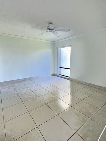 3050 Presidential Way 407, West Palm Beach, FL 33401