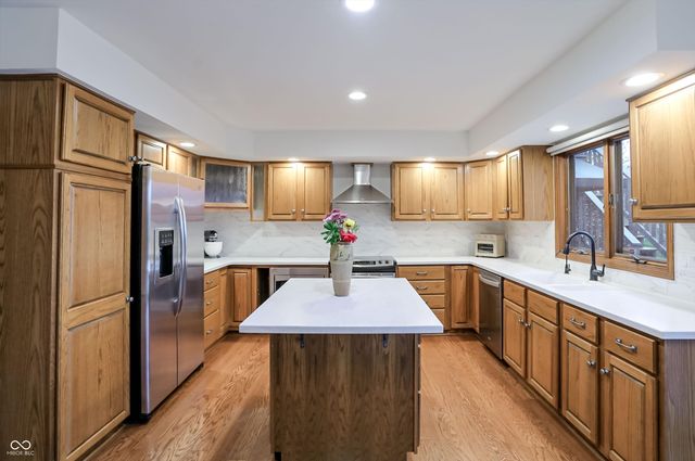 940 Tillson Drive, Zionsville, IN 46077