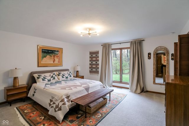 940 Tillson Drive, Zionsville, IN 46077
