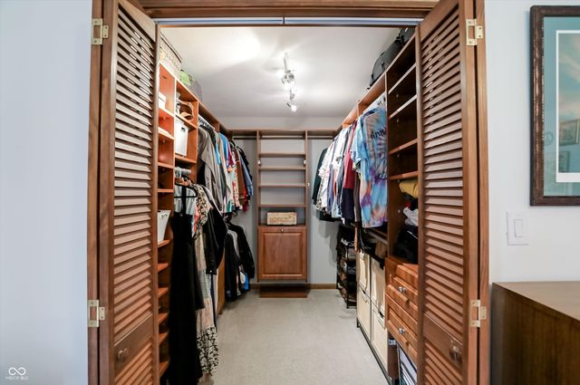 940 Tillson Drive, Zionsville, IN 46077