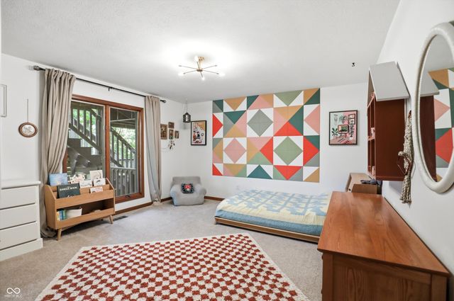 940 Tillson Drive, Zionsville, IN 46077