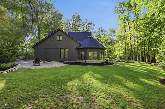 940 Tillson Drive, Zionsville, IN 46077