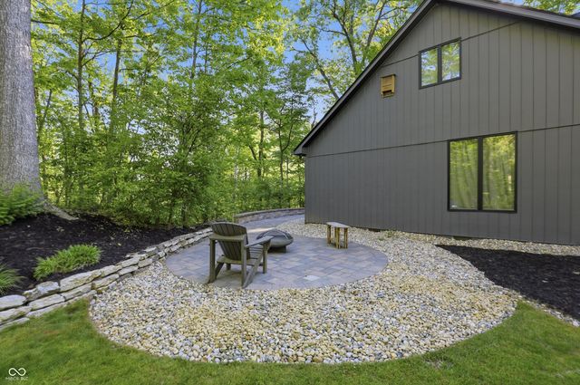 940 Tillson Drive, Zionsville, IN 46077