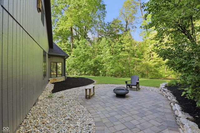 940 Tillson Drive, Zionsville, IN 46077