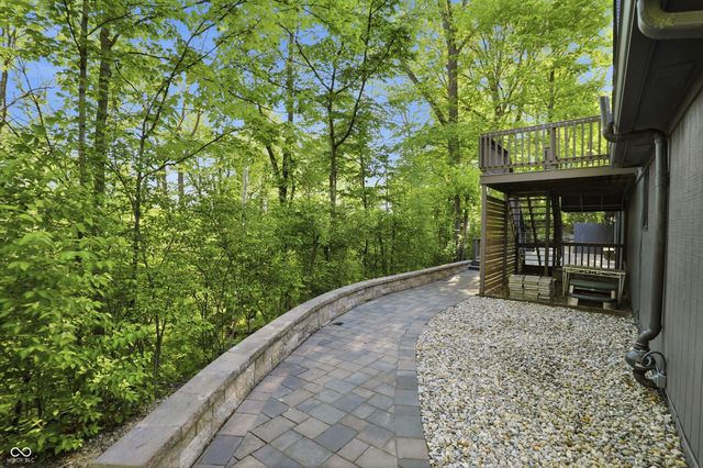 940 Tillson Drive, Zionsville, IN 46077