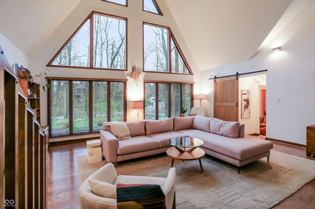 940 Tillson Drive, Zionsville, IN 46077