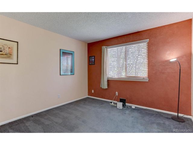 6978 Noble Ct, Arvada, CO 80007
