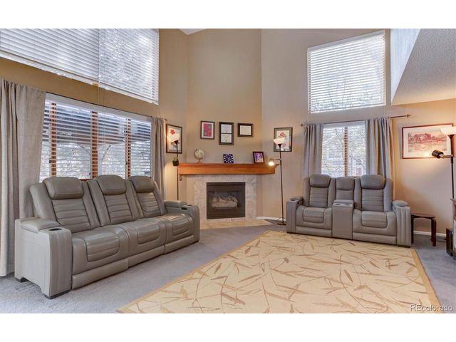 6978 Noble Ct, Arvada, CO 80007