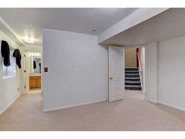 6978 Noble Ct, Arvada, CO 80007