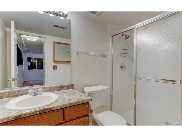 6978 Noble Ct, Arvada, CO 80007