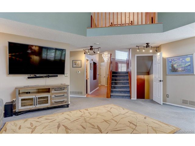 6978 Noble Ct, Arvada, CO 80007
