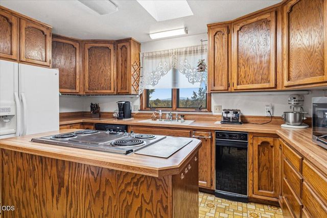 5790 NW Galloway Loop, Redmond, OR 97756