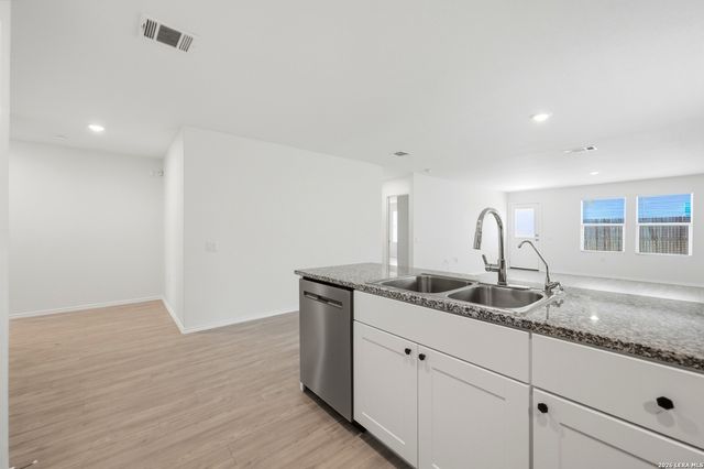 12055 Links Pkwy, San Antonio, TX 78221
