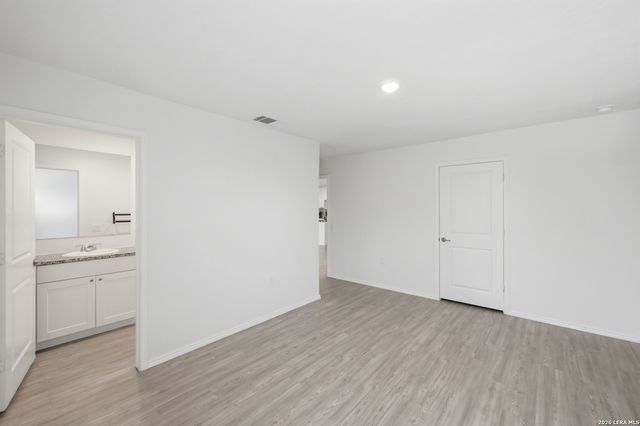 12055 Links Pkwy, San Antonio, TX 78221