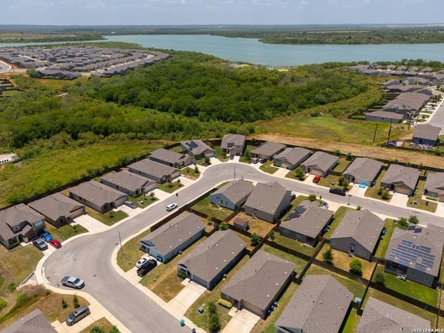 12055 Links Pkwy, San Antonio, TX 78221