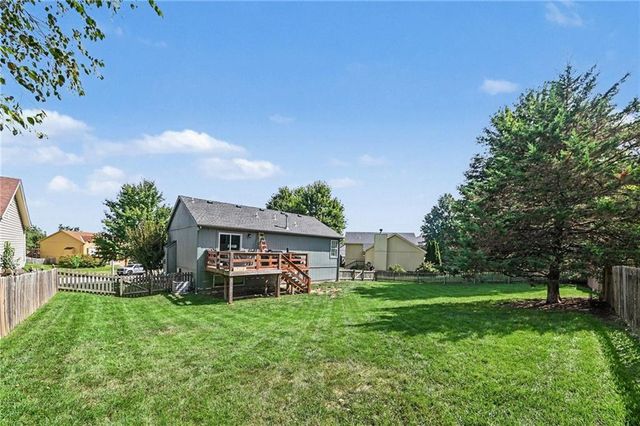 11010 N Booth Avenue, Kansas City, MO 64157