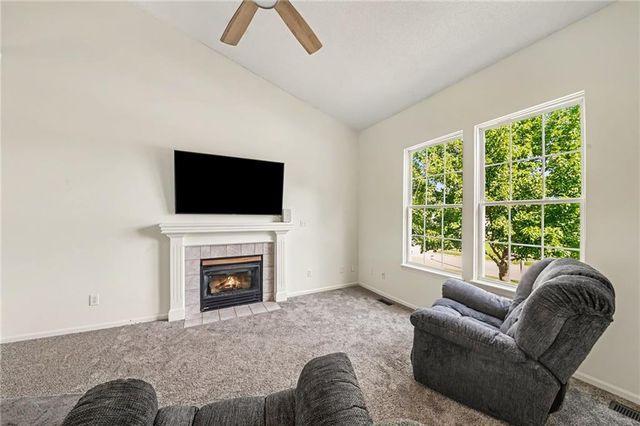 11010 N Booth Avenue, Kansas City, MO 64157