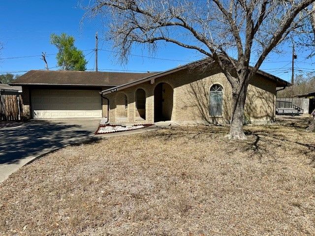 1518 Maple St, Kingsville, TX 78363