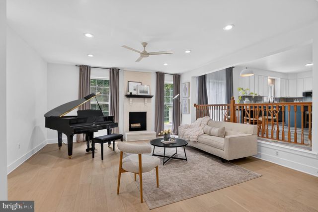 11419 FAIRFAX STATION RD, Fairfax Station, VA 22039