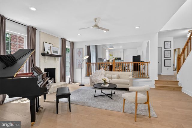 11419 FAIRFAX STATION RD, Fairfax Station, VA 22039