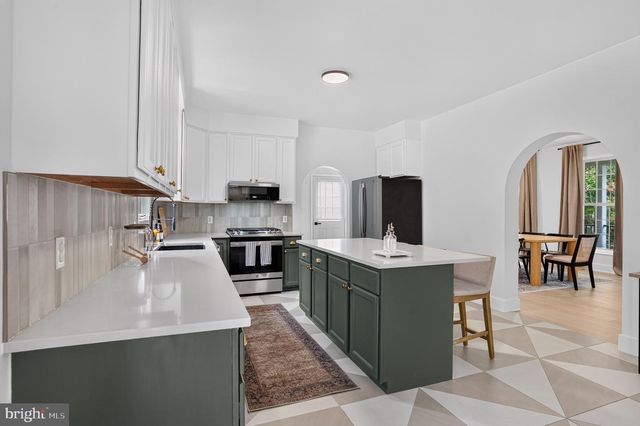 11419 FAIRFAX STATION RD, Fairfax Station, VA 22039