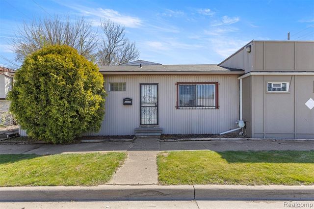 35676 Van Born Road, Wayne, MI 48184