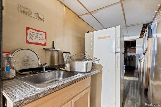 35676 Van Born Road, Wayne, MI 48184