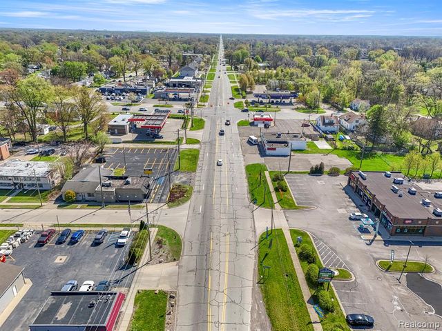 35676 Van Born Road, Wayne, MI 48184