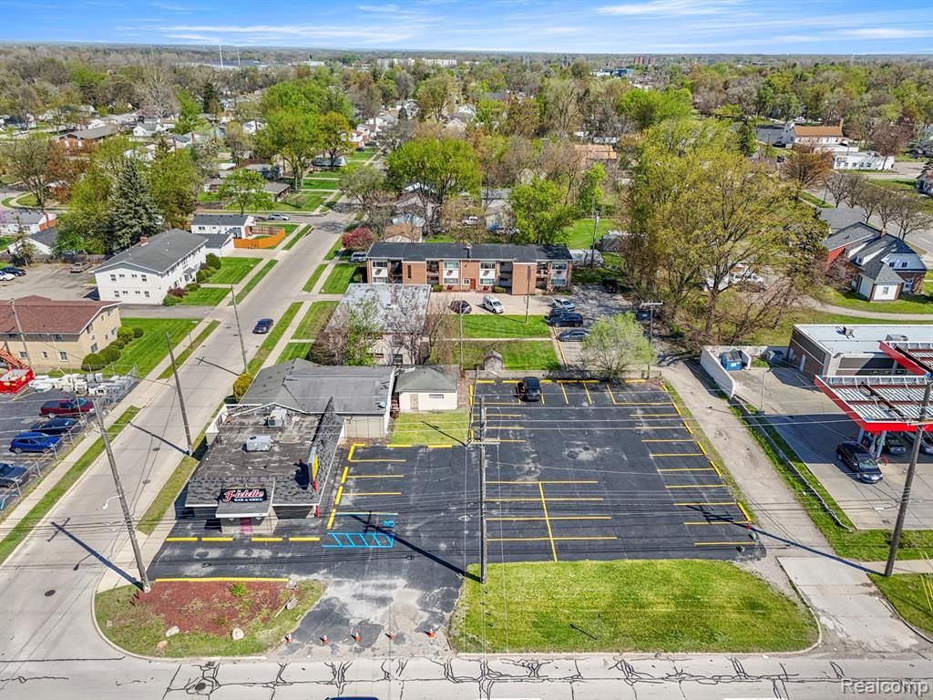 35676 Van Born Road, Wayne, MI 48184