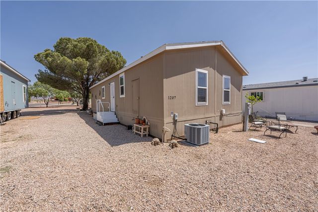 1207 E Aralia Drive, Kingman, AZ 86409