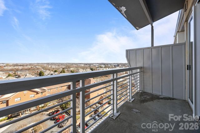 505 E 6th Street 912, Charlotte, NC 28202