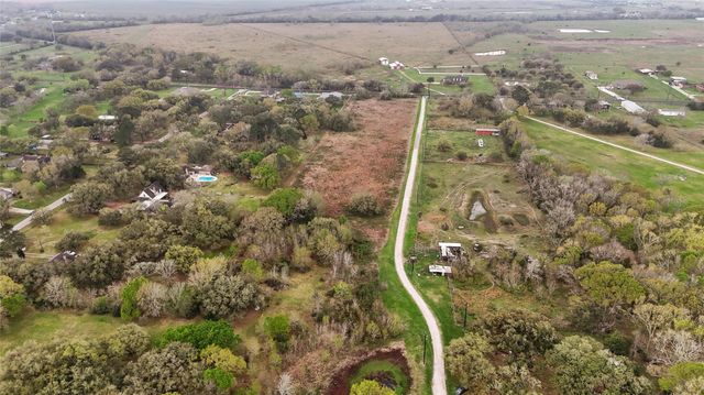 10003 Hanselman Road, Manvel, TX 77578