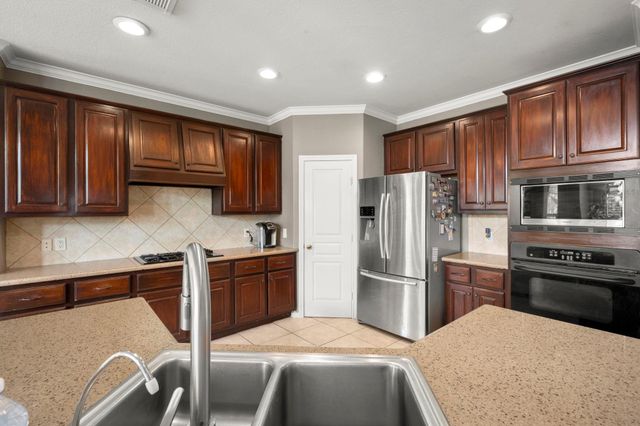 13814 Swan Hollow Lane, Houston, TX 77041