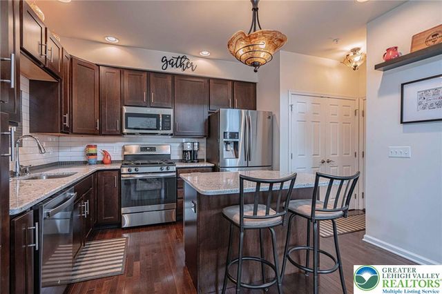 1350 Caspian Street, South Whitehall Twp, PA 18104