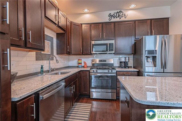 1350 Caspian Street, South Whitehall Twp, PA 18104