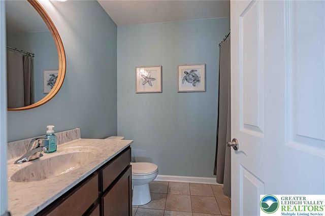 1350 Caspian Street, South Whitehall Twp, PA 18104