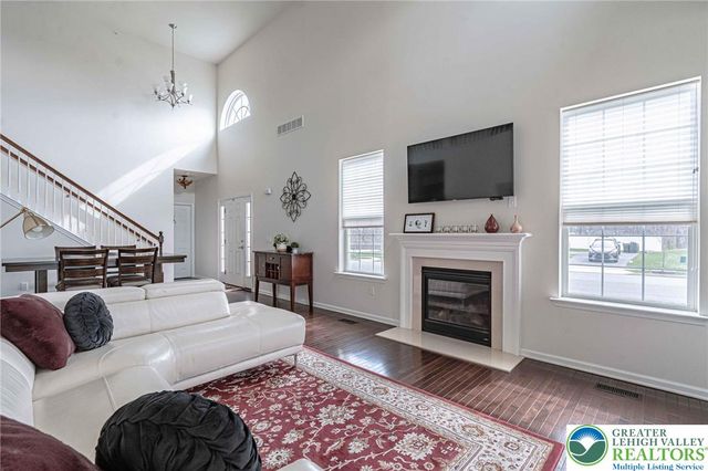 1350 Caspian Street, South Whitehall Twp, PA 18104