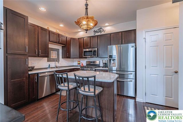 1350 Caspian Street, South Whitehall Twp, PA 18104
