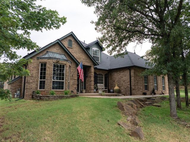 9513 S Foxmor Drive, Oklahoma City, OK 73165